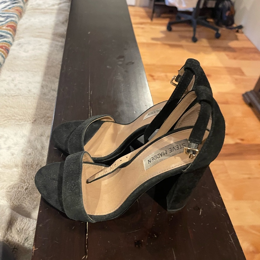 Steve Madden Elegant Black Heels